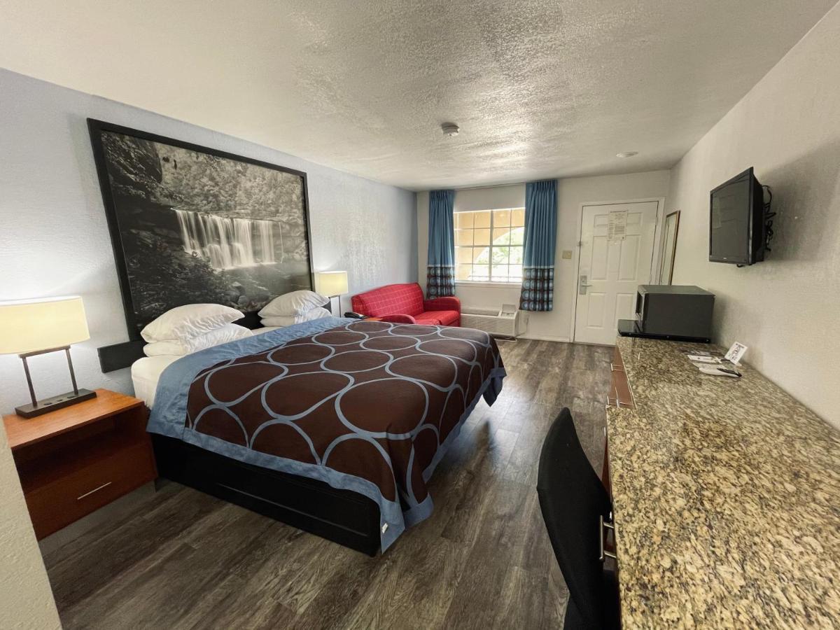 Super 8 By Wyndham - Canton, Texas Ngoại thất bức ảnh